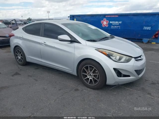 HYUNDAI HYUNDAI ELANTRA SE