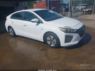 HYUNDAI HYUNDAI IONIQ HYBRID BLUE