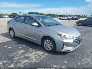HYUNDAI HYUNDAI ELANTRA SE