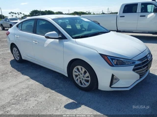 HYUNDAI HYUNDAI ELANTRA SE