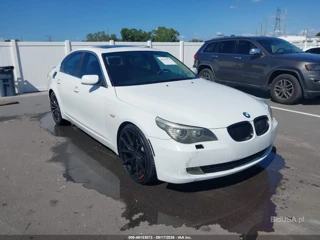 BMW 528I