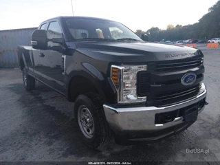 FORD FORD F-250 XL