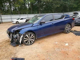 NISSAN ALTIMA SR