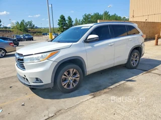TOYOTA HIGHLANDER XLE