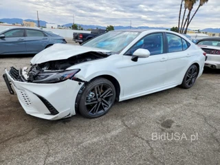 TOYOTA CAMRY XSE