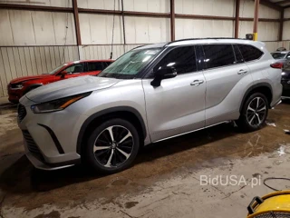 TOYOTA HIGHLANDER XSE