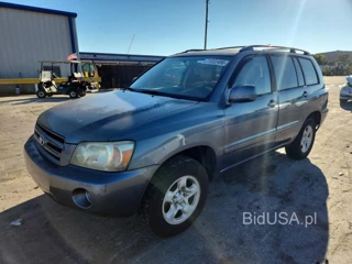 TOYOTA HIGHLANDER BASE