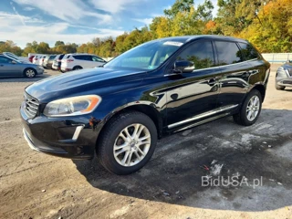 VOLVO XC60 T5 PLATINUM