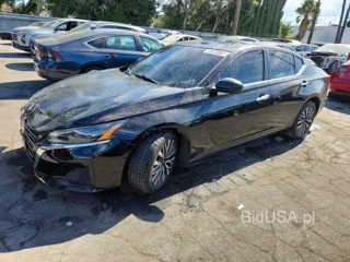 NISSAN ALTIMA SV