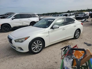INFINITI Q50 HYBRID PREMIUM