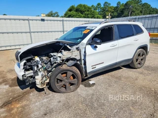 JEEP CHEROKEE LATITUDE