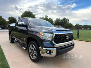 TOYOTA TUNDRA SR5