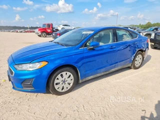 FORD FUSION S
