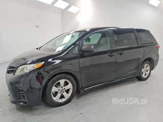 TOYOTA SIENNA L