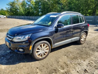 VOLKSWAGEN TIGUAN S
