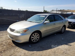 TOYOTA CAMRY XLE V6