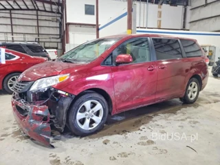 TOYOTA SIENNA LE 8-PASSENGER