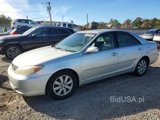 TOYOTA CAMRY XLE V6