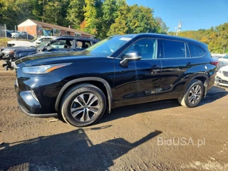 TOYOTA HIGHLANDER XLE