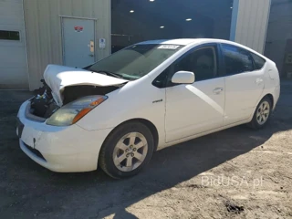 TOYOTA PRIUS BASE