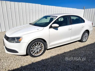 VOLKSWAGEN JETTA SE