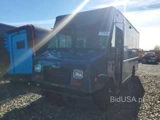 FRHT - FREIGHTLINER CHASSIS
