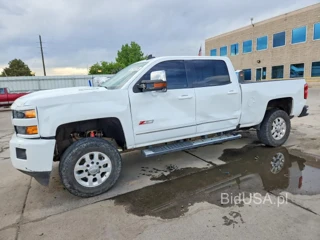 CHEVROLET SILVERADO K3500 LT