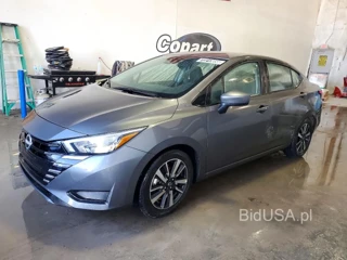 NISSAN VERSA SV