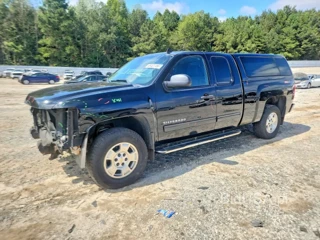 CHEVROLET SILVERADO C1500 LT