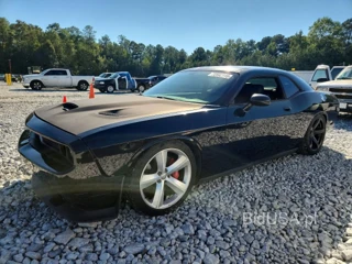 DODGE CHALLENGER SRT-8