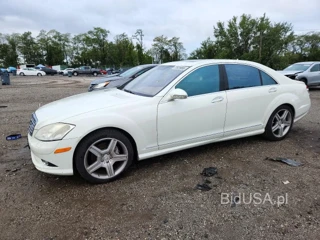 MERCEDES-BENZ S 550