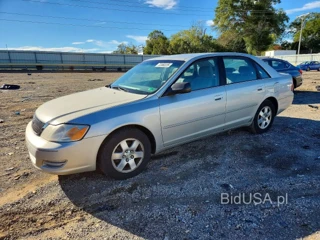 TOYOTA AVALON XL