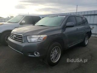 TOYOTA HIGHLANDER SPORT