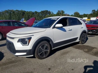 KIA NIRO LX