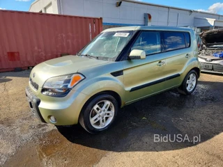 KIA SOUL +