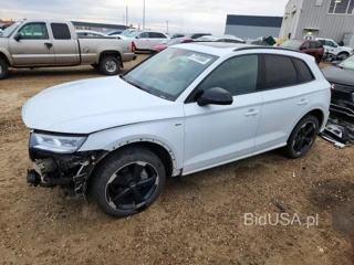 AUDI Q5 TITANIUM PRESTIGE