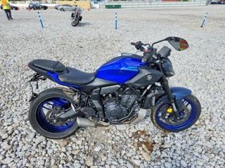 YAMAHA MT07