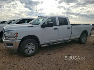 RAM 2500 TRADESMAN