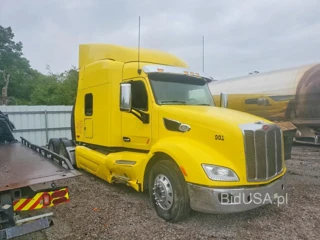 PETERBILT 579