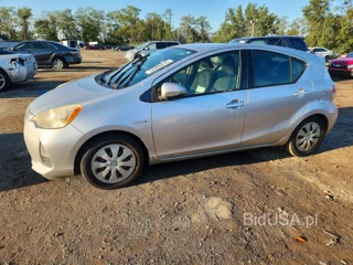 TOYOTA PRIUS C TWO