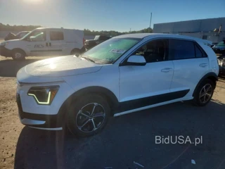 KIA NIRO LX