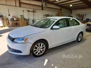 VOLKSWAGEN JETTA SE