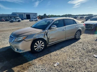 TOYOTA AVALON LIMITED