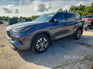 TOYOTA HIGHLANDER XLE