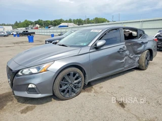 NISSAN ALTIMA S