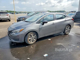 NISSAN VERSA SV
