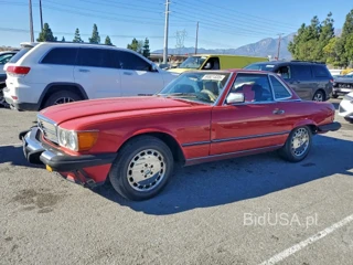 MERCEDES-BENZ 560 SL