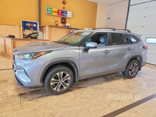 TOYOTA HIGHLANDER XLE