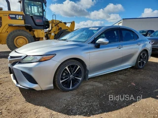 TOYOTA CAMRY XSE