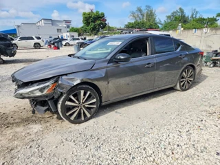 NISSAN ALTIMA SR